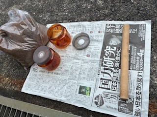 別府市　学習塾RainBow　飼育室　マット詰め　【別府　塾　クワガタ　クワガタ飼育　クワガタ販売　オオクワランド】